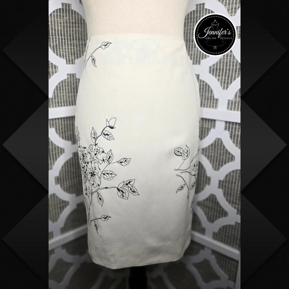Andrea Viccaro Silk & Linen Cream with Black Floral Embroidered Pencil Skirt 10